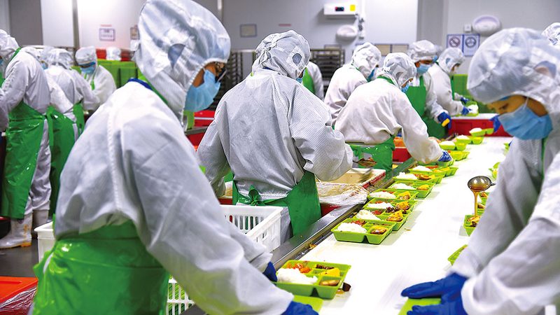小包装零食代工格局：谁在掌控生产端的隐形冠军